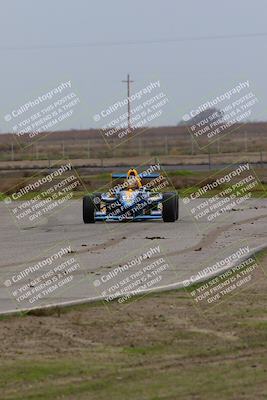 media/Jan-15-2023-CalClub SCCA (Sun) [[40bbac7715]]/Group 2/Qualifying (Sweeper)/